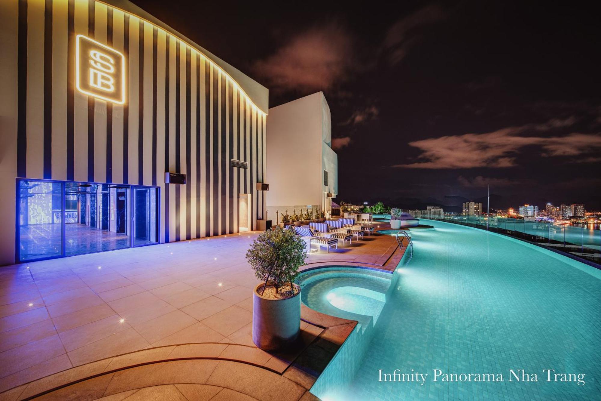 Infinity Panorama Oceanview Apartments Нячанг Екстер'єр фото